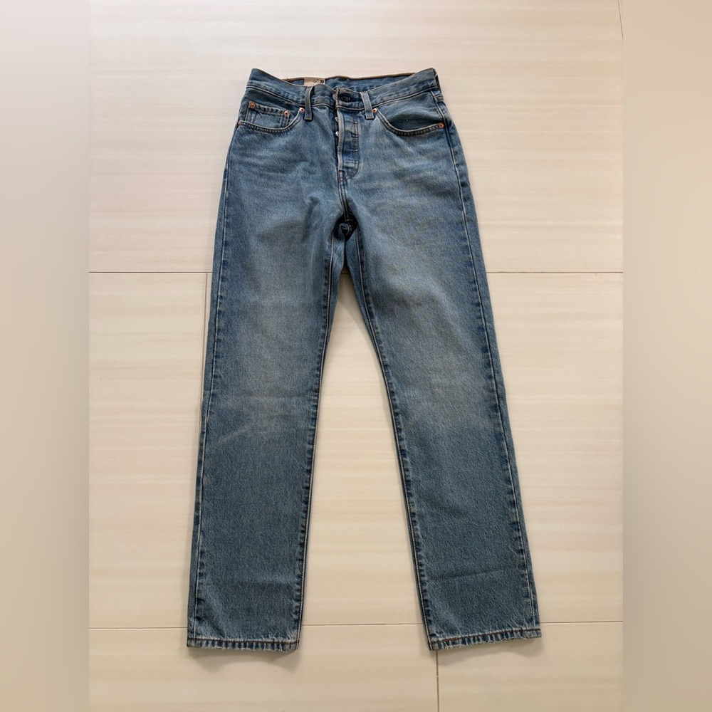Levi’s 501 Classic Women’s Jeans